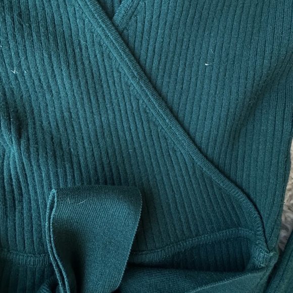 Aritzia Wilfred All Tied Up wrap sweater - Picture 6 of 6